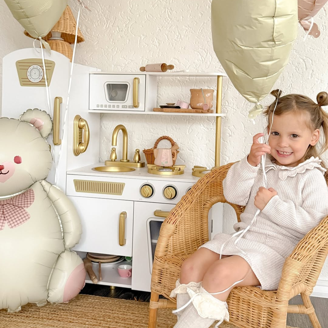 meowbaby-montessori-holzspielk-che-f-r-kinder-mit-zubeh-r-wei-gold image 2