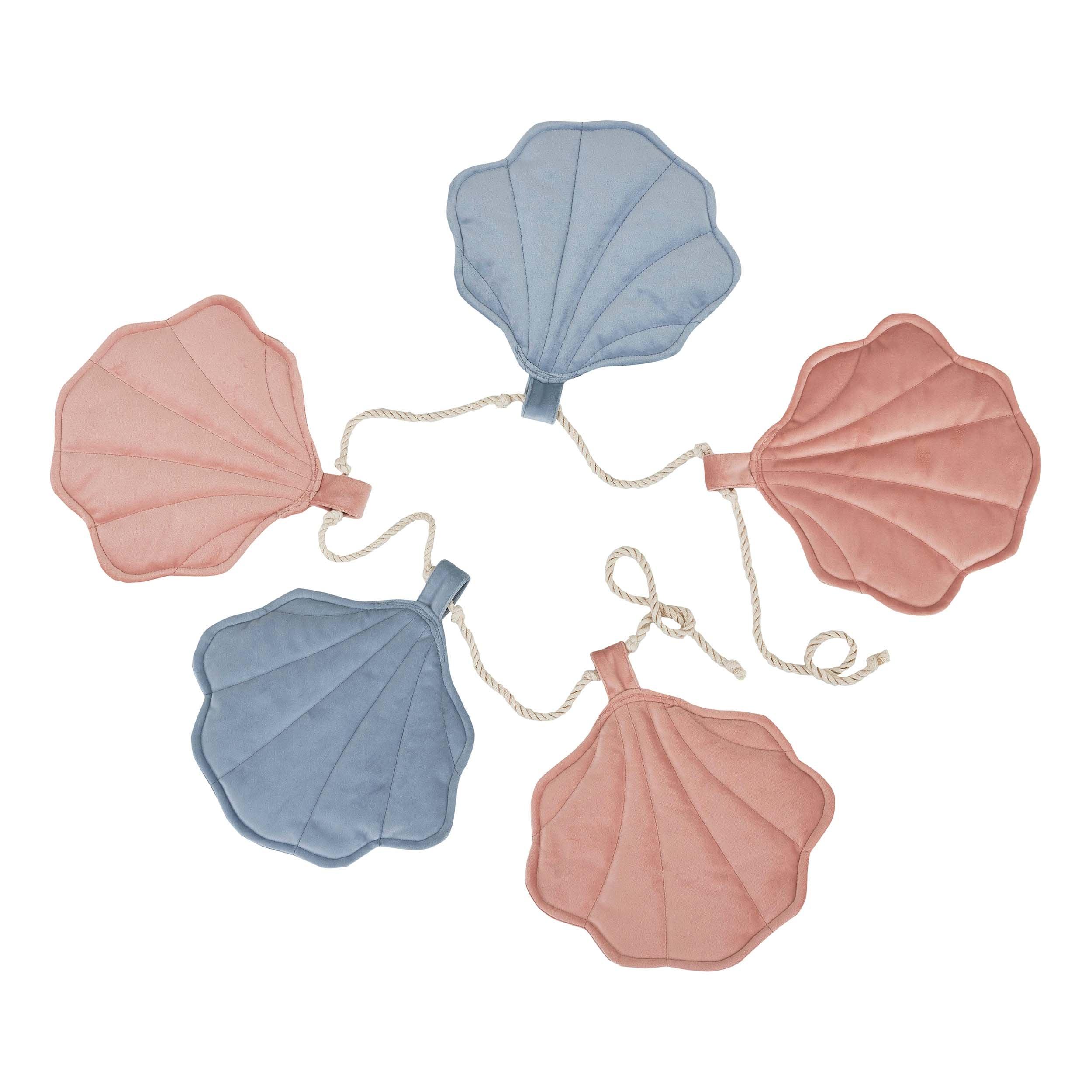 hoppekids-mermaid-wimpelkette-mit-muscheln-aus-velours image 1