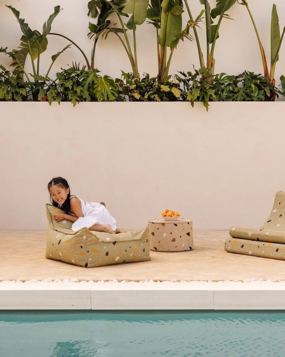 wigiwama-terrazzo-sand-pouf-kinder-sitzpouf image 3